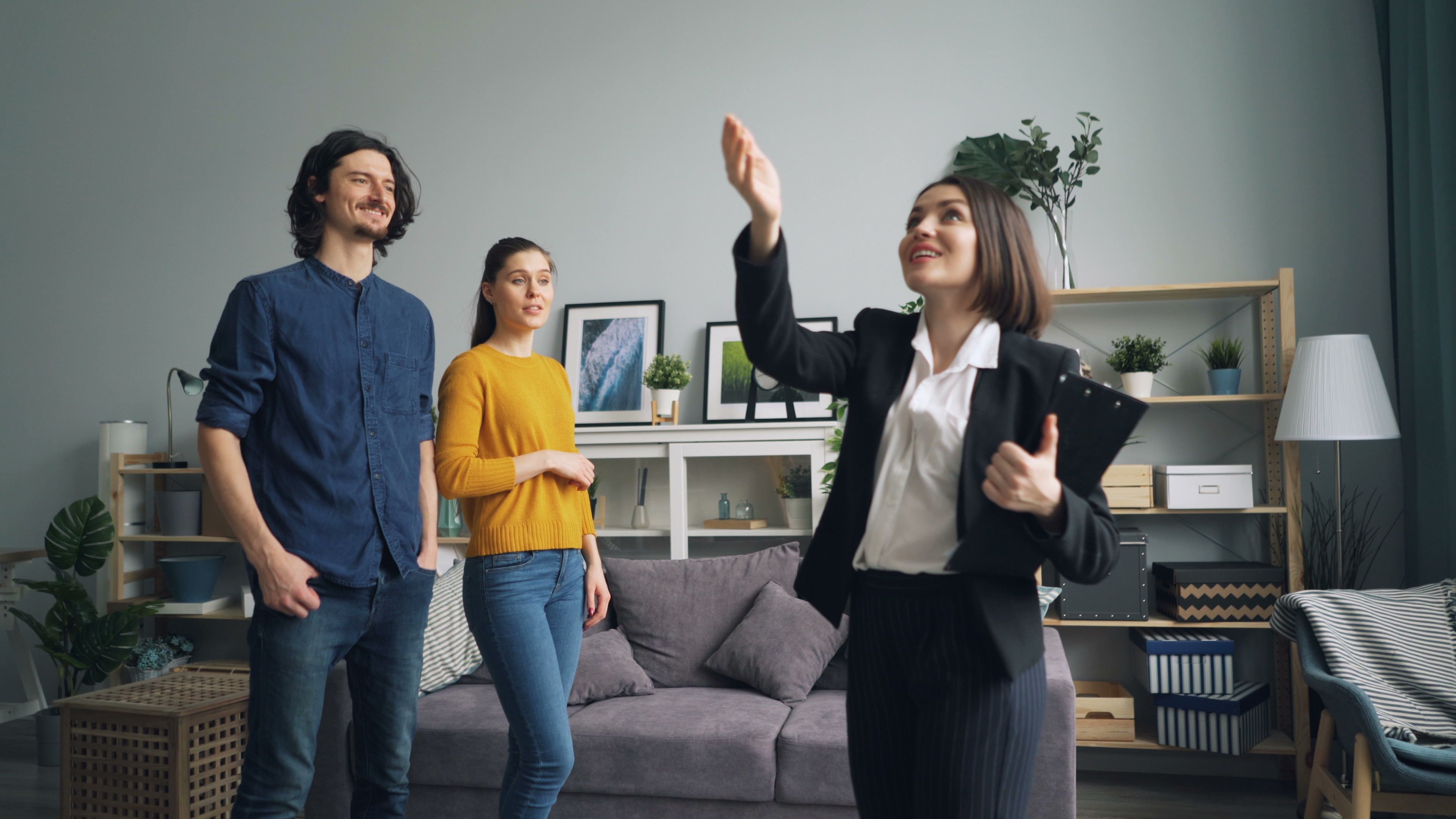 5 Things First-Time Home Buyers Should Consider Before Buying
